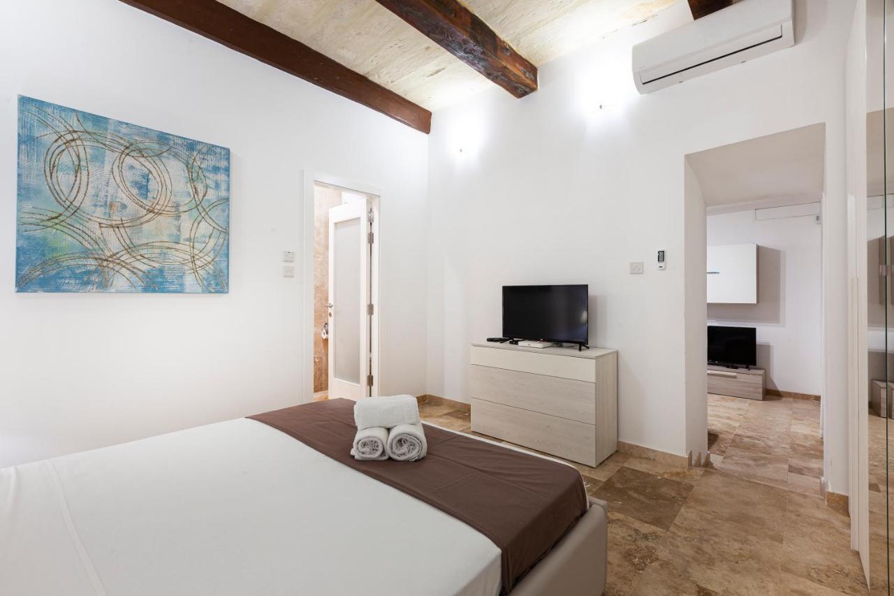 Designer Home With Comfy Sofa In Central Valletta By 360 Estates Valeta Exterior foto